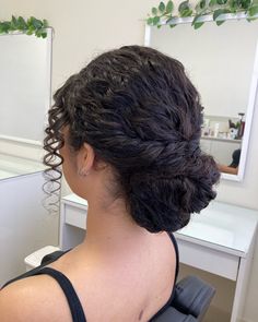 Wedding Updo Curly Natural Curls, Curly Hair Bun Styles Wedding, Curly Hair Bridesmaid Styles Updo, Wedding Updo Natural Hair, Cap And Gown Curly Hair, Updo For Curly Hair Wedding, Curly Bun Wedding Hairstyles, Coily Hair Updo, Short Curly Bridesmaid Hairstyles