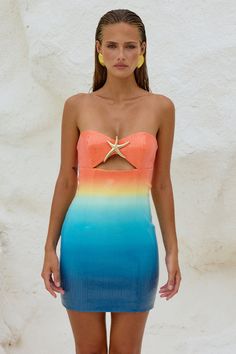 Summer Mini Tube Top For Prom, Blue Bandeau Strapless Dress For Party, Blue Bandeau Dress For Party, Glamorous Bandeau Mini Dress For Summer, Strapless Orange Mini Dress For Evening, Summer Prom Tube Top With Sweetheart Neckline, Summer Sequin Dress With Sweetheart Neckline, Blue Mini Length Tube Top For Party, Blue Sequined Strapless Dress