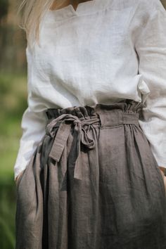 Bohemian Linen Relaxed Skirt Bottoms, Bohemian Linen Bottoms With Relaxed Skirt Fit, Bohemian Linen Bottoms With Relaxed Skirt, Bohemian Full Skirt Bottoms With Pockets, Linen Pleated Skirt Bottoms, Linen Pleated Skirted Bottoms, Linen Skirted Bottoms With Pockets, Skirted Linen Bottoms With Pockets, Bohemian Linen Skirt