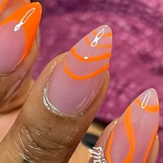 Orange Oval Acrylic Nails, Orange Oval Nails Designs, Oval Shaped Nails Short, Almond Shaped Nails Black Women, Almond Nail Black Women, Orange Swirl Nails Almond, Short Almond Shaped Nails, Oval Acrylic Nails, Nail Magic