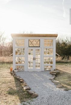 She Shed Greenhouse, Greenhouse Build, Garden Shed Interiors, Small Garden Shed