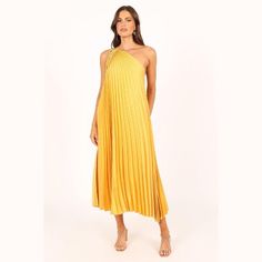 Petal and Pup Cali One Shoulder Midi Dress - Saffron XL Petal And Pup, One Shoulder Midi Dress, Halter Maxi, Halter Maxi Dresses, Cali, Favorite Color, Sleeve Styles, Off The Shoulder, Dress Shop