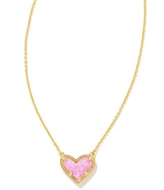 From Kendra Scott&#x2C; this necklace features:Short pendant necklace14k gold plated over brassLobster claw closureApprox. 0.49" L x 0.57" W pendant; 15" L chain with 2" extenderImported.Please note: Due to the one-of-a-kind nature of the medium&#x2C; exact colors and patterns may vary slightly from the image shown. Kendra Scott Preppy Necklace, Kendra Scott Butterfly Necklace, Kendrick Scott Necklace, Kendra Scott Heart Necklace, Pink Kendra Scott Necklace, Pink Kendra Scott, Kendra Scott Necklace Elisa, Preppy Accessories, Short Pendant Necklace