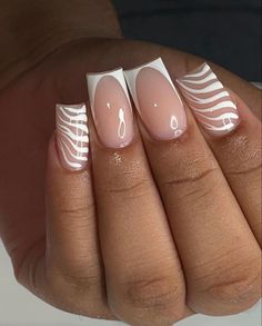 Cute White Short Acrylic Nails, Short Basic Nail Ideas, J On Nails, Dominican Tattoo Ideas, Arabian Theme, Art For Short Nails, Nail Art For Short Nails, Nails Shapes, Good Nails