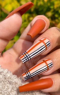 Burberry Nails, Pumpkin Spice Nails, Plaid Nails, Nail Design Ideas, Nails 2021, Fall Nail Colors