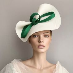 Cream and Green Bow Kentucky Derby Fascinator Royal Ascot - Etsy High-end Yellow Mini Hat For Kentucky Derby, Luxury Green Fascinator For Races, Race Day Hats, Green Fascinator, Kentucky Derby Fascinator, Horse Races, Royal Ascot Hats, Derby Girl, Occasion Hats