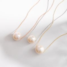 14K Real Solid Gold Real Pearl Necklace, Cable Chain Pearl Necklace in 18K Gold, Simple Pearl Necklace for Everyday, Single Floating Bead Pearl Choker Necklace Wedding Gift Material: Real gold, genuine solid gold Gold karat options: 14 karat, 18 karat Gold color options: Yellow, rose and white Pearl size: 8.0 - 8.5 mm You can customize the necklace chain thickness and necklace length. We add an adjustment ring to the necklace longer than 14 inches to wear the necklace shorter as below. 14 inches Pearl Cable Chain Necklaces As Gift, Elegant Pearl Charm Necklaces With Round Beads, Elegant Charm Necklaces With Round Beads As Gifts, Gift Pearl Necklace With Adjustable Chain And Round Beads, Rose Gold Round Beads Necklace For Wedding, Wedding Cable Chain Necklaces, Wedding Cable Chain Necklace, Gift Pearl Necklace With Adjustable Round Beads, Classic Rose Gold Necklaces With Round Beads