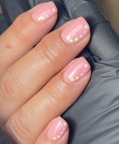 Cute Nail Ideas For Very Short Nails, Simple Short Nail Ideas Easy, Cute Simple Nails Natural, Dots On Nails Simple, Cute Finger Nail Designs, Biab Short Designs, Simple Dot Nail Designs, Dotty Nail Art, Nail Ideas With Dots