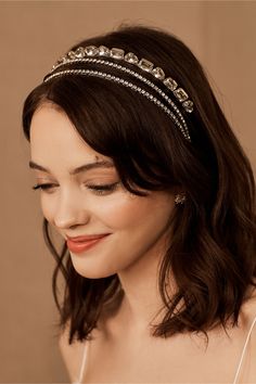 Bohemian Hair Accessories, Classic Wedding Hair, Bohemian Hairstyles, Hair Up Styles, Rhinestone Headband, Turbans, Classic Wedding, Headband Hairstyles