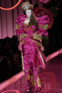 2004 Fashion, Galliano Dior, Miniature Dress, Dior Collection, Runway Fashion Couture, Christian Dior Haute Couture, Dior Haute Couture, Christian Dior Couture, Couture Designers