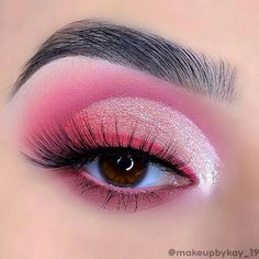 Barbie Inspired Eyeshadow, Edc Hair, Maquillage Yeux Cut Crease, Silver Eyeshadow, Cute Eye Makeup, Barbie Makeup, Pink Eye, Eye Makeup Pictures