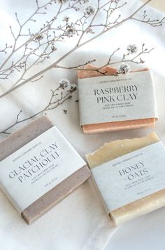 Discover our uplifting handmade soap - Raspberry + Pink Clay Goat Milk Soap, a luxurious handmade blend of nature's finest ingredients. Crafted from a rich base of nourishing organic oils, goat milk, and purifying clays, this soap offers an unrivalled cleansing experience that leaves skin soft, smooth, and renewed making it perfect for a self care ritual, self care gift or spa gift box for you or your loved ones. The added Raspberry seeds and French clay gently exfoliate and draw out impurities, Skin Drinks, Mom Gifts Box, Gift Box Christmas, Spa Gift Box, Soap Favors, Christmas Handmade, Rose Essential Oil, Raspberry Pink, Pink Clay