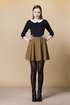 Betina Lou Laura . Camel Camel Skirts, Tights Outfits, 일본 패션, Fashion Tights, Black Tights, Looks Vintage, Outfits Casuales, Skirt Outfits, Sleeve Sweater