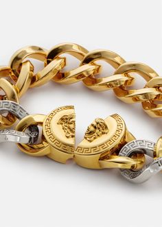 Quintessentially Versace, this chunky chain bracelet is embellished with a bold Medusa medallion. All Versace Jewelry items are lead and nickel free. All materials are hypoallergenic. Luxury Metal Bracelet With Chunky Chain, Luxury Metal Chunky Chain Bracelet, Medusa Bracelet, Gold Outfits, Medusa Medallion, Versace Bracelet, Armband Tattoos, High Jewelry Ring, Versace Jewelry