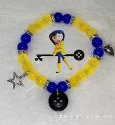 Coraline And Wybie Bracelets, Coraline Bracelet Ideas, Coraline Merch, Coraline Bracelet, Blue Bracelet Ideas, Character Bracelets, Matching Stuff, Pulseras Kandi, Coraline And Wybie