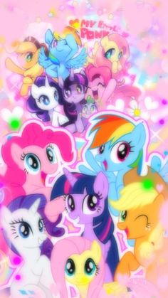 a bunch of little ponys that are all together