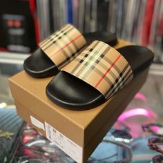 Burberry Slides Size: 42 Brand New Box Included Burberry Slides, Burberry Shoes, Flip Flop Sandals, Flip Flops, Casual Shoes, Burberry, Slides, Shoes Sandals, Brand New