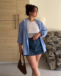 Midsize Everyday Outfits, Spring Summer Outfits Midsize, Midsize Fashion Dresses, Outfits For Midsize Women Summer, Summer Outfit Ideas Midsize, Short Midsize Fashion, Midsize European Summer Outfits, Outfit Ideas Size 12, Spring Outfits 2024 Midsize