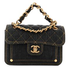 This is an authentic CHANEL Denim Quilted Double You Mini Flap in Black and Golden. The chic mini crossbody bag is crafted in soft quilteddark blue denim. The bag features a gold chain-link denim threaded shoulder strap and a facing classic gold CC turn lock. This opens the flap to a matching denim interior with zipper and patch pockets. Chanel Denim, Chanel Double Flap, Chanel Crossbody, Chanel Tweed, Quilted Wallet, Chanel Caviar, Chanel Flap Bag, Chanel Shoulder Bag, Denim Quilt