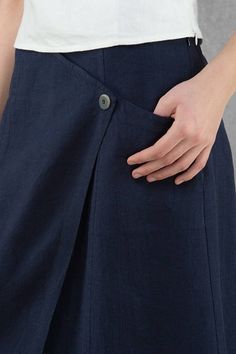 100% PURE LINEN SKIRT DARK BLUE LINEN SKIRT DARK BLUE 100% linenskirt with large side pockets and elastic bottom. It also features a concealed zipper, decorated with button in the front of skit. Specially washed in the manufacturing process, therefore shrink-resistant. This stylish and original skirt will definitely add a modern twist to any look. Please look at the sizes measurements at the 5th picture. SIZES: EU 36-44 EU 36 / US 4/ UK 8 EU 38 / US 6 / UK10 EU 40 / US 8 / UK12 EU 42 / US 10 / U Blue Linen Skirt, Linen Long Skirt, Dark Blue Skirt, Maxi Skirt With Pockets, Teal Outfits, Long Linen Skirt, Skirt Linen, Linen Scarves, Women Skirt