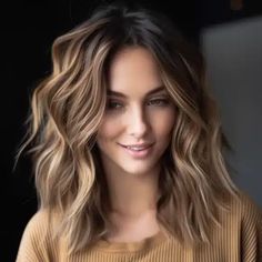 Dark Brown Hair with Blonde and Caramel Swirl Highlights Dark Blonde With Cool Highlights, Med Shag Hairstyles, Blonde And Caramel, Blonde Highlights With Lowlights, Warm Blond, Short Shoulder Length Hair, Blonde Highlights Short Hair