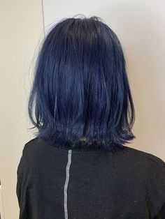 Korean Blue Hair, Dark Blue Hair Short, Dark Blue Short Hair, Short Dark Blue Hair, Short Blue Hair, Navy Blue Hair