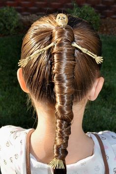 13 peinados para Halloween originales y creativos - Moda y estilo Wacky Hair, Scary Halloween Costumes, Crazy Hair Days, Halloween Make Up, Halloween Hair, Halloween Make, Crazy Hair, Easy Halloween