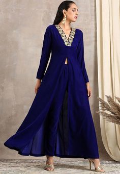 Readymade Velvet Front Slit Kurta in Royal Blue This V Neck and Full Sleeve attire is Prettified with Zari and Patch Work Available with a Velvet Pant in Royal Blue Do note: The Length may vary upto 2 inches. Accessories shown in the image are for presentation purposes only.(Slight variation in actual color vs. image is possible). Western Party Wear Dresses, Blue Velvet Suit, Western Party Wear, Dress Makeover, Velvet Kurta, Royal Blue Suit, Long Kurti, Desi Fashion Casual, A Line Kurta