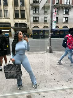 Queen Naija Outfits, Naija Aesthetic, Queen Naija Aesthetic, Clarence Nyc And Legend, Juicy Couture Tracksuit Black Women, Classy Aesthetics, Clarence Nyc And Queen Naija, Jt City Girl Aesthetic