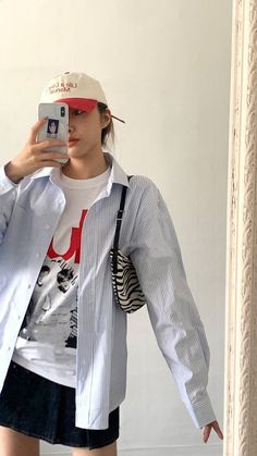 Trendy Style Outfits 2023, Touring Outfits, Korea Summer Fashion, Vintage Japanese Fashion, Korea Outfits, Timeless Basics, Aesthetic Outfit Ideas, Looks Street Style, Effortless Fashion