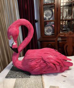 Pink Flamingo • Ultimate Paper Mache Paper Mache Ideas Creative, Tropical Thanksgiving, Plastic Pink Flamingos, Flamingo Head, Diy Flamingo, Flamingo Craft, Pink Flamingos Birds, Making Paper Mache