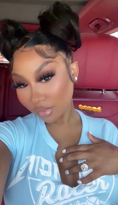 Messy Ponytail Hairstyles Black Women, Arianna Fletcher, Messy Ponytail Hairstyles, Two Buns, Natural Hair Growth Tips, Natural Hair Bun Styles, Sleek Ponytail Hairstyles, Black Ponytail Hairstyles, Curly Hair Women