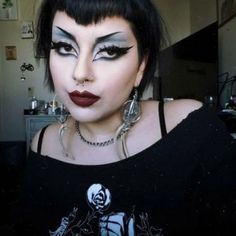 goth Pale Makeup, Drag Makeup, Eye Makeup Designs, Edgy Makeup, Makeup Eye Looks