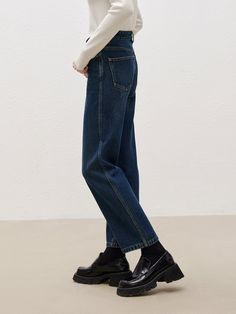 MO&Co.Women High Waist Ankle Jeans with Straight Features : - Straight leg, ankle length- High waisted- Button and zip closure Code: MBB4JENT19The back length of size M is 92.5cm MATERIALS & CARE : Material: 68% Cotton 32% LyocellMachine wash separately under 30℃Do not bleach, lay flat to dry in the shadeDo not tumble dry, iron at low temperatureDo not dry clean, and do not soakPlease wash with special detergent for silk and woolReverse into mesh bag for washingSpecial process parts:Do not rub, Navy Straight Leg Bottoms, Dark Jeans Outfit Summer, Ankle Length Jeans Outfits, Highwaist Jean Outfits, Dark Blue Denim Jeans Outfit, Straight Cut Jeans Outfit, Dark Wash Jeans Outfit, Dark Denim Jeans Outfit, Dark Washed Jeans Outfit