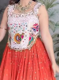 Navaratri Outfits, Sadu Work, Choli Design, Stitching Designs, Fabric Stitching