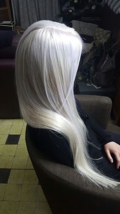 Silver Blonde Hair, White Blonde Hair, Silver Blonde, Platinum Blonde Hair, Hair Dye Colors