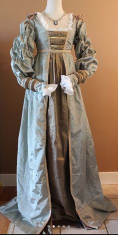 1600 Century Fashion, Renaisannce Fashion, Renessaince Dress, 1300s Dress, 1600s Dresses, 1300s Fashion, 1600s Fashion