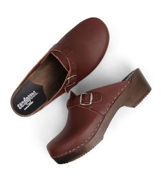 "Loving our Halmstad style? We have more options for you to choose from here: https://www.etsy.com/se-en/listing/471149068/swedish-wooden-clogs-for-men-sandgrens?ref=shop_home_active_3&frs=1 Limited edition clogs with 30% OFF? SIGN ME UP! https://www.etsy.com/se-en/shop/Sandgrens?ref=seller-platform-mcnav§ion_id=25772017 Oh, did I hear 50% OFF and don't mind some minor imperfections? Check out our Sandgrens Too selection: https://www.etsy.com/se-en/listing/709843511/50-off-sandgrens-too-swed Classic Brown Clogs With Buckle Closure, Sandgrens Clogs, High Heel Clogs, Swedish Clogs, Mens Clogs, Leather Clog, Clog Boots, Wooden Clogs, Clog Heels