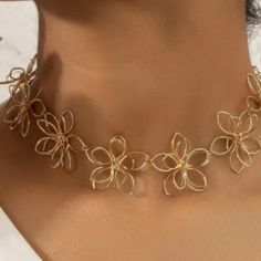 Exquisite Metal Hollow Flower Decor Choker Bohemian Style 18k Gold Plated Jewelry Holiday Necklace.15.75 Inch Long. New. See Matching Earrings And Bracelet In Closet Also. Holiday Necklace, Jewelry Holiday, Flower Decor, Girly Jewelry, Plated Jewelry, Gold Plated Jewelry, Matching Earrings, Flower Decorations, Bohemian Style