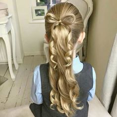 𝒫𝒾𝓃: 𝑔𝑜𝓁𝒹𝓈𝒽𝑜𝓇𝓉𝓎 💌 Anastasia Hair, Quince Hair, Valentines Hairstyles, Hair Aesthetics, Heart Hair, Long Blonde, Long Blonde Hair