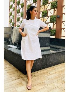 Teenage Dress, White Frock, Short Frocks, Stylish Short Dresses, Western Wear Outfits, Kurti Designs Party Wear