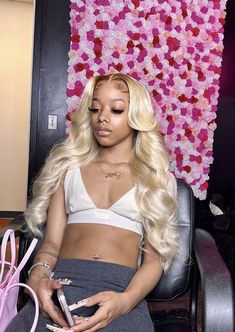 Middle Part Curls, Bombshell Curls, Blonde Hair With Roots, Sleek Ponytail Hairstyles, Wig Ideas, Birthday Hairstyles, Hairstyle Inspo