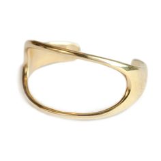 Inspired by connection and infinite possibility, the Open Oval Statement Cuff Bracelet features a defining open oval shape to create the kind of style you can wear every day. Cuff Bracelet Gold, Statement Cuff Bracelet, Silver Statement Earrings, Modern Bracelets, Silver Jewelry Necklace, Gold Bracelet Cuff, Statement Ring Silver, Statement Bracelet, Silver Cuff Bracelet