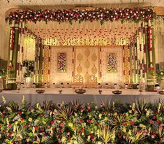 Telugu Mandap Decor, Hindu Wedding Decorations Simple, Hindu Wedding Decorations Indoor, Indoor Reception Decorations Indian, South Indian Mandap Decor Indoor, Tamil Wedding Stage Decoration, South Indian Wedding Decorations Mandap Indoor, Simple Mandap Decor Indian Indoor, South Indian Wedding Backdrop