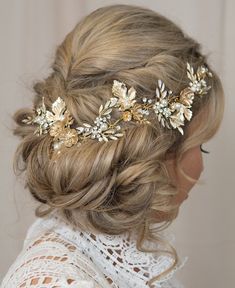 Gold Hair Vine Bridal Hair Vine Gold Leaf Crown Wedding Tiara - Etsy Gold Bridal Headband, Gold Leaf Crown, Bridal Hair Wreath, Gold Hair Vine, Pearl Hair Vine, Leaf Crown, Bride Headpiece, Braut Make-up, Crown Wedding