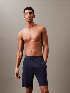 Our premium collection. Elevated loungewear with a luxurious feel, these sleep shorts are crafted from a cotton modal stretch blend for an extra soft touch. Designed with slip pockets at both sides. Styled with an elastic waistband with repeating Calvin Klein logos for flexible, effortless fit.  Material: 55% Cotton, 37% Modal, 8% Elastane.