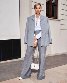 Savannah James, Spring Work Outfits, Chic Fall Outfits, Pantsuits For Women, Girls Summer Outfits, Fashion Classy, Milan Fashion Week, Winter Wardrobe, Date Night Outfit