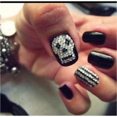 L.O.V.E. Skull Nail Designs, Horse Nails, Skull Nail Art, Skull Nails, Diamond Skull, Crazy Nails, Simple Nail Art Designs, Nails Only