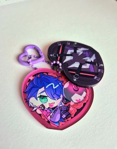 A 5cm sized double piece charm that you can open to reveal a special surprise within! Includes a bead chain with a heart shaped carabiner ! Ita Bags, Merch Design, Ita Bag, Merch Ideas, Crystal Dragon, Keychain Design, Product Ideas, Honkai Star Rail, Bead Chain