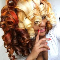 Natural Wedding Hair, Funky Hair Colors, Hair Colors For Black Women, Colors For Black Women, Funky Hair, Afro Natural, Curly Braids, Bold Hair Color, Vibrant Hair